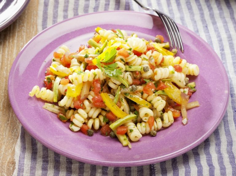 Pasta estiva con sugo di verdure