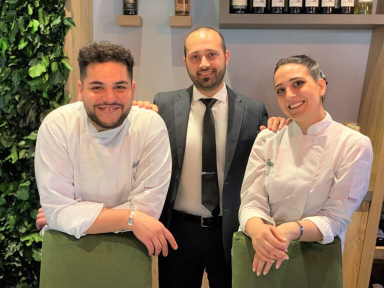 Cosmo Restaurant a Pompei, cena ispirata ai 4 elementi.