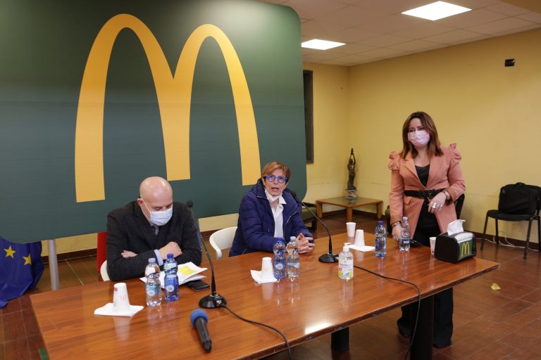 McDonalds apre nuovo ristorante a Battipaglia mercoledì 29 darà lavoro a 50 persone.