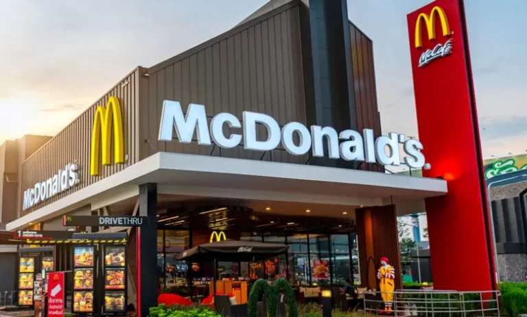 McDonald’s: apre il nuovo ristorante a Sant’Anastasia. Nel locale lavoreranno 50 persone.