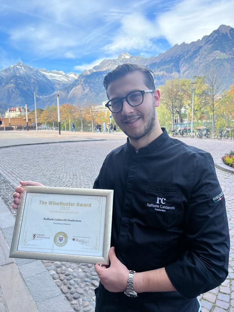 Raffaele Caldarelli premiato alla kermesse trentina Merano Wine Festival 2022.