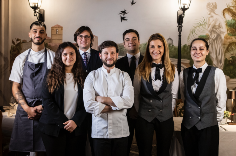 Il Grand’Hotel Gianicolo apre a tutti La Corte degli Archi con il nuovo chef Giuseppe Milana.