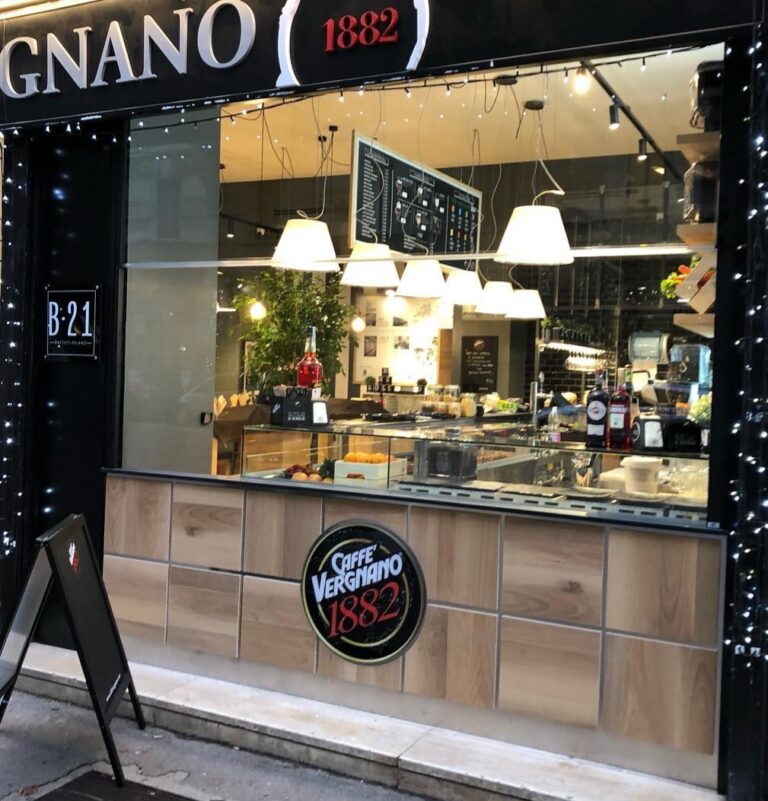 Caffè Vergnano B-21, a San Babila il vero gusto del caffè e non solo