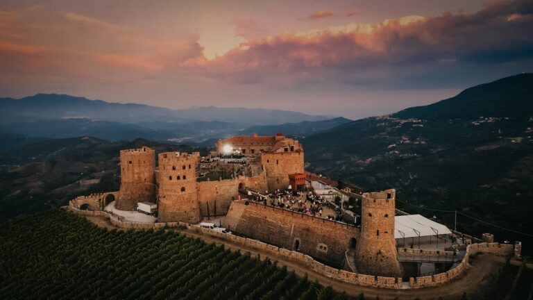 OlivitalyMed: presentato il programma della tre giorni Il mondo dell’extravergine si da appuntamento al Castello di Rocca Cilento